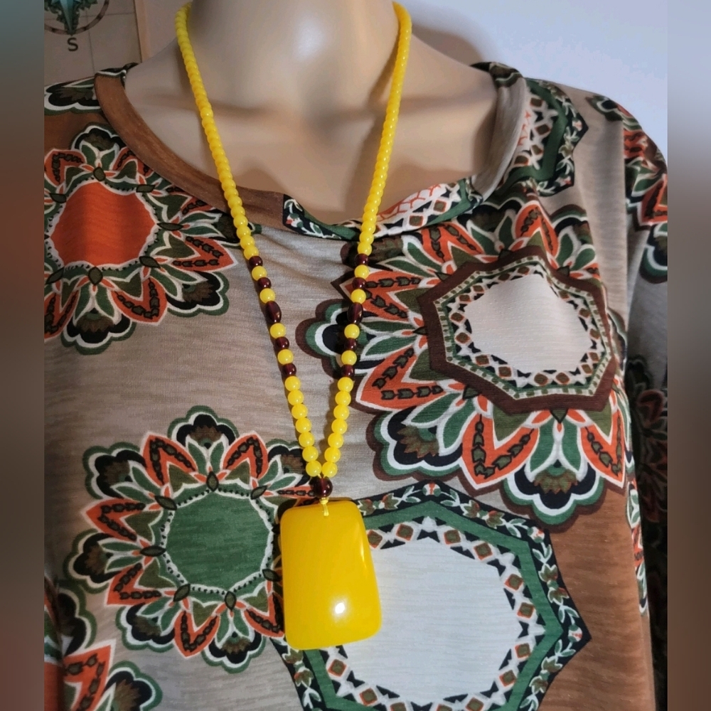 Wish Yellow Resin Necklace